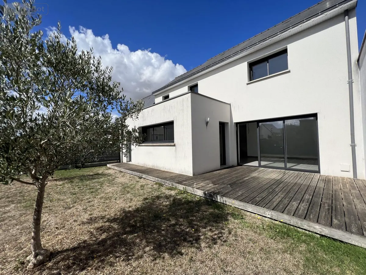 Maison a vendre Châteaugiron 35410 Ille-et-Vilaine 35 126 m2 6 pièces 368530 euros VM2533-35018 001