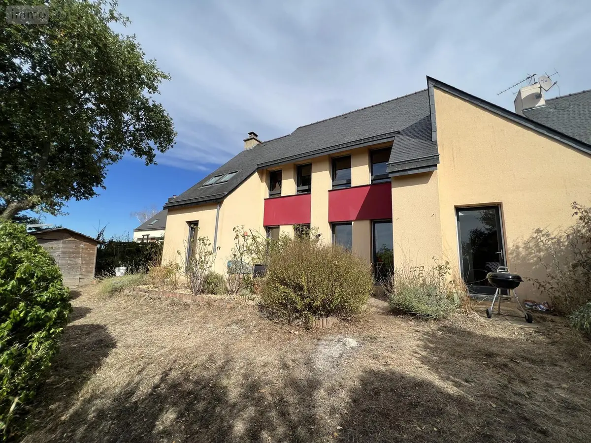 Maison a vendre Châteaugiron 35410 Ille-et-Vilaine 35 150 m2 7 pièces 389700 euros VM2535-35018 001