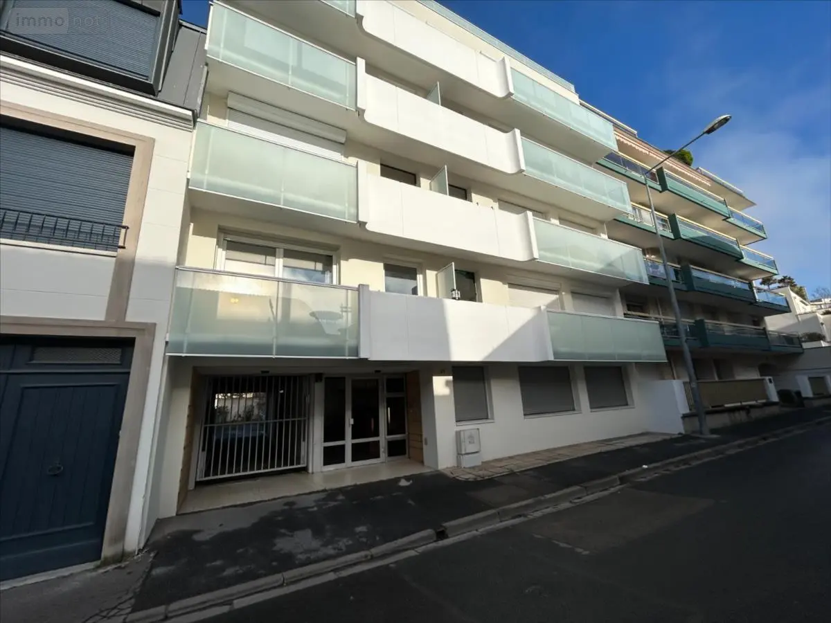 Location appartement Reims 51100 Marne 51 34 m2 1 pièce 581 euros LOCAP020TRUC 001