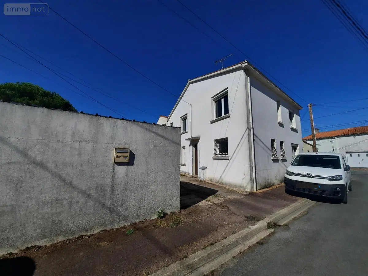 Maison a vendre Aizenay 85190 Vendée 85 94 m2 5 pièces 127400 euros 85091-5166 001