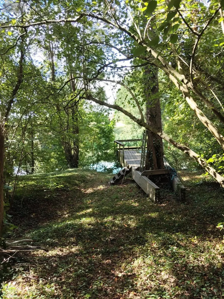 Terrains de loisirs bois etangs a vendre Neuville-sur-Sarthe 72190 Sarthe 72 32760 euros 72125-83 001