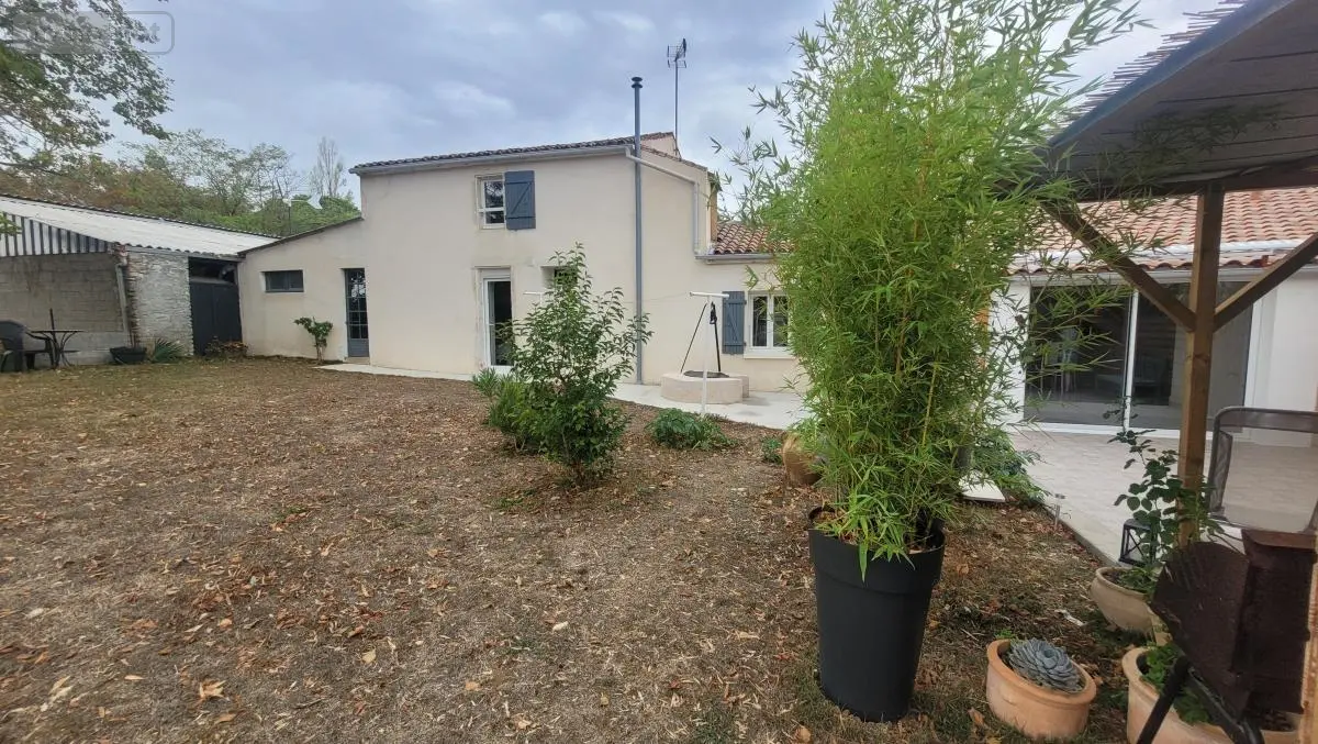 Maison a vendre Vouillé-les-Marais 85450 Vendée 85 125 m2 5 pièces 205920 euros 17015-528 001