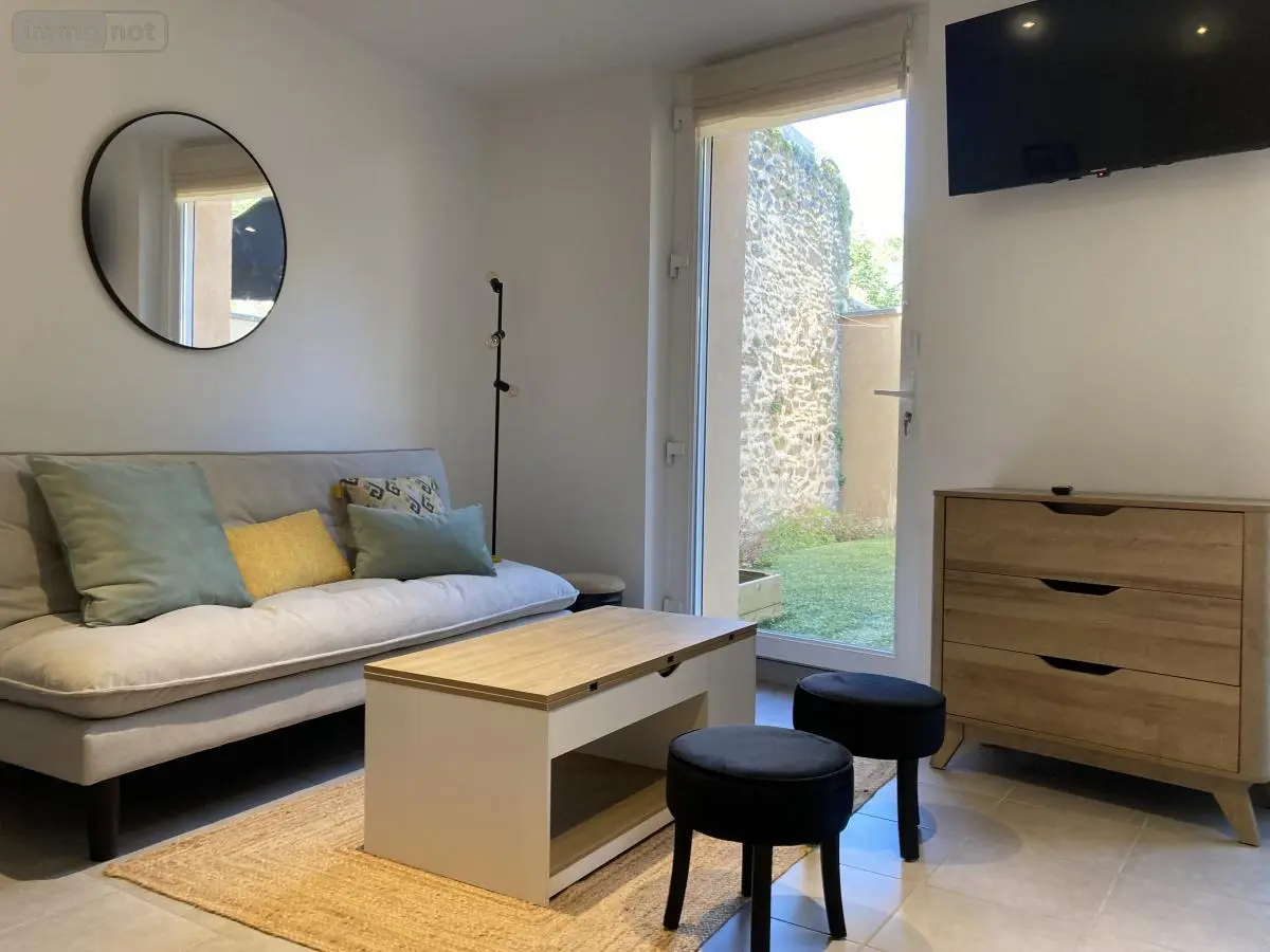 Location appartement Laval 53000 Mayenne 53 30 m2 1 pièce 600 euros 53007-L328 001
