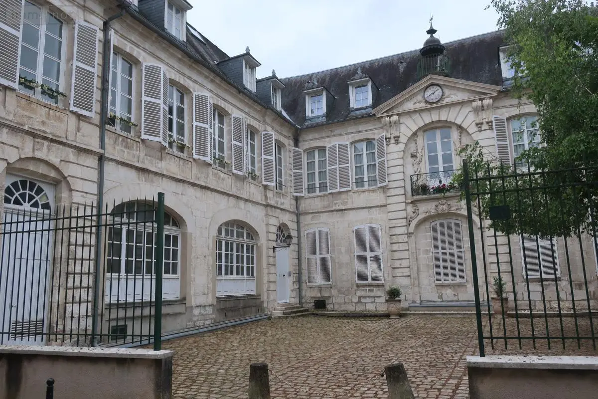 Appartement a vendre Bourges 18000 Cher 18 105 m2 3 pièces 220000 euros 18005-1695 001