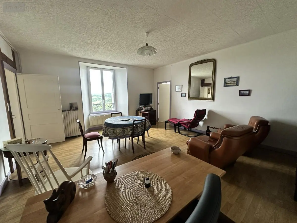Appartement a vendre Saint-Flour 15100 Cantal 15 98 m2 97500 euros 15046-82 001
