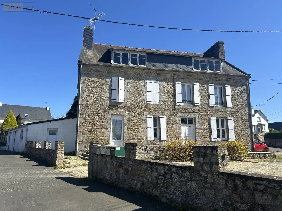 Immeuble de rapport a vendre Saint-Agathon 22200 Côtes-d'Armor 22 194 m2 365600 euros 22064-1161 001