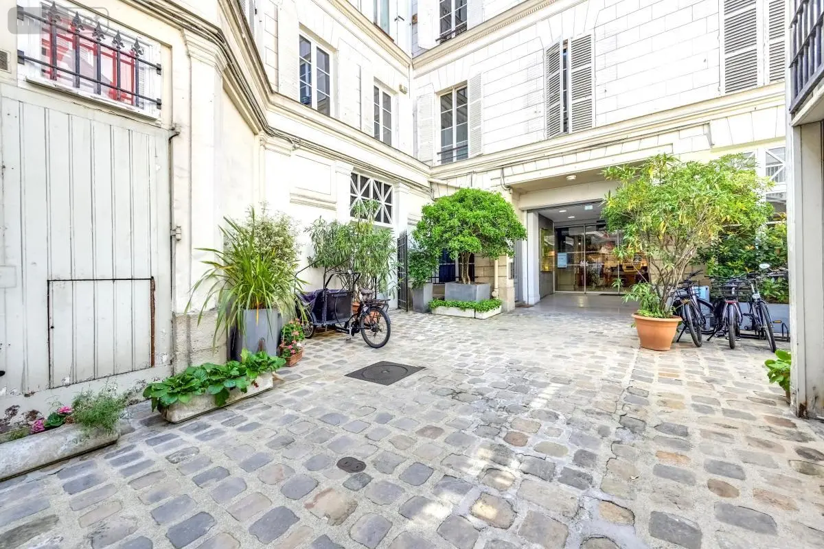 Appartement a vendre Paris 3e Arrondissement 75003 Paris 75 33 m2 2 pièces 395000 euros 92010-1349 001