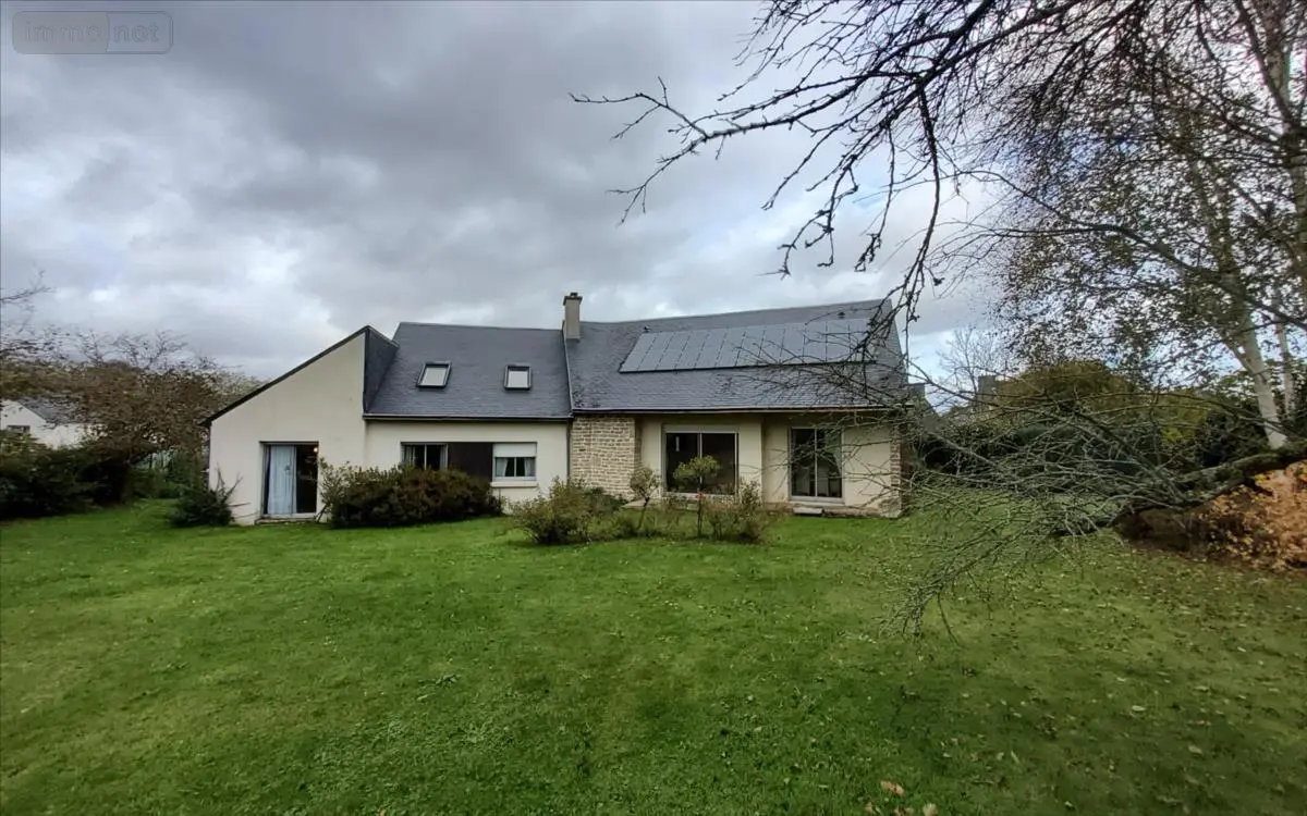 Maison a vendre Carhaix-Plouguer 29270 Finistère 29 171 m2 7 pièces 299250 euros 29066-902107 001