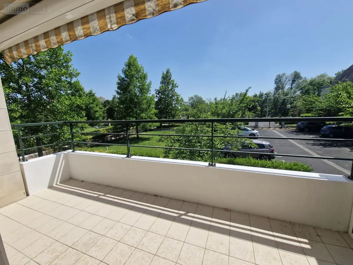 Appartement a vendre Saint-Cyr-sur-Loire 37540 Indre-et-Loire 37 70 m2 3 pièces 289044 euros 37009-2676 001