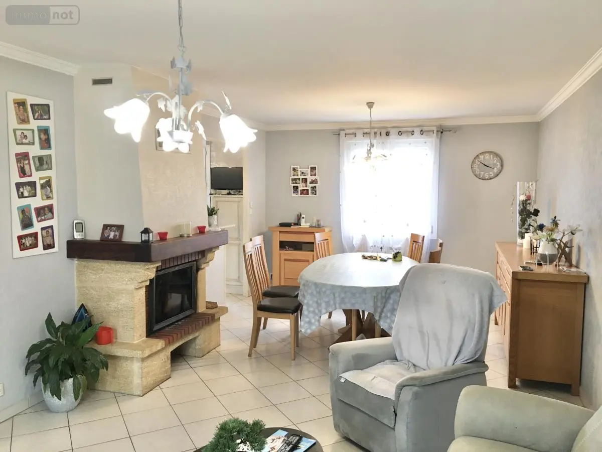 Maison a vendre Juigné-sur-Sarthe 72300 Sarthe 72 89 m2 5 pièces 168000 euros 72068-2117 001