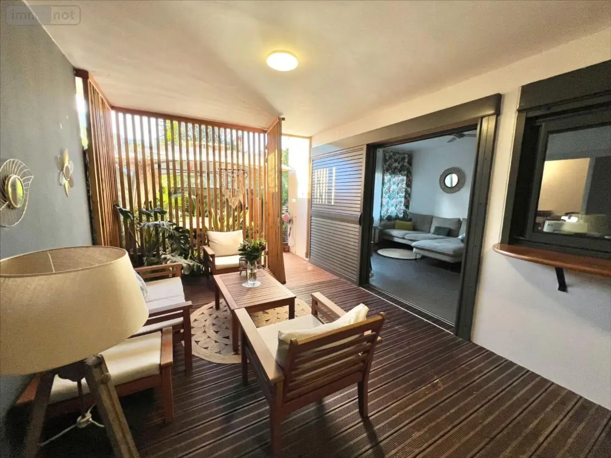 Appartement a vendre Saint-Denis 97400 La Réunion 974 43 m2 2 pièces 184800 euros 38200.40 (C2) 001