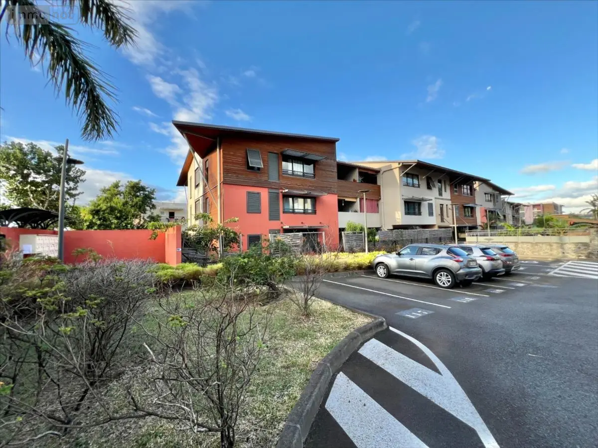 Appartement a vendre Saint-Denis 97400 La Réunion 974 43 m2 2 pièces 181600 euros 38200.41 (C3) 001