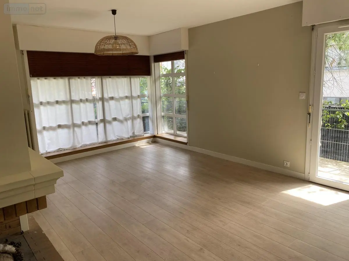 Location maison Dijon 21000 Côte-d'Or 21 163 m2 1770 euros 21005-L11 001