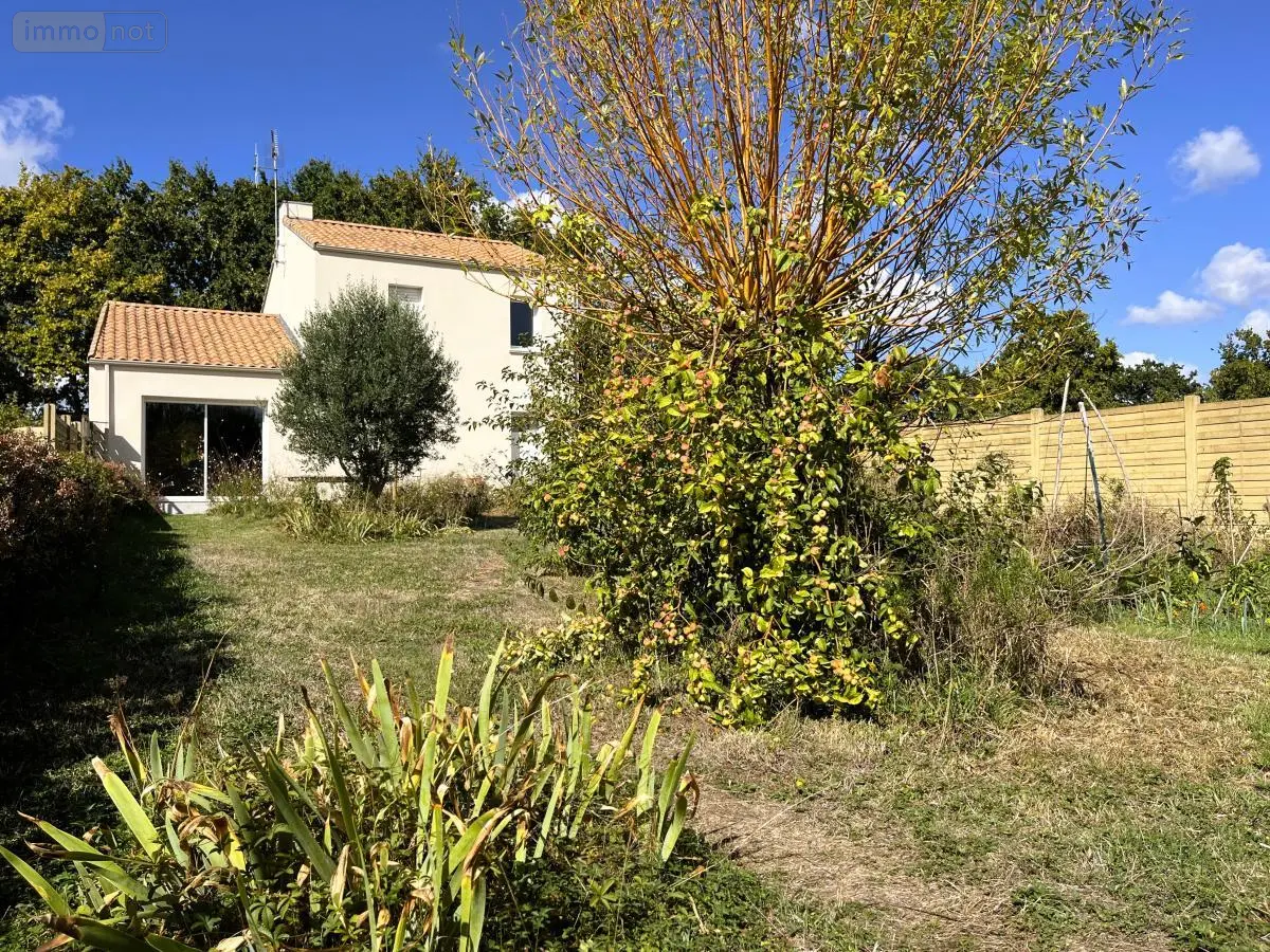 Maison a vendre Saint-Père-en-Retz 44320 Loire-Atlantique 44 101 m2 4 pièces 323700 euros 44086-1533 001