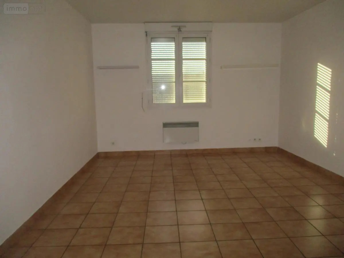 Location appartement Brionne 27800 Eure 27 44 m2 480 euros 27049-L123 001