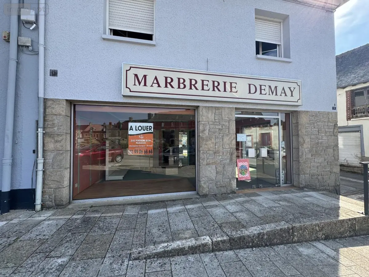 Location fonds et murs commerciaux Montauban-de-Bretagne 35360 Ille-et-Vilaine 35 53 m2 2 pièces 700 euros 35056-L28 001