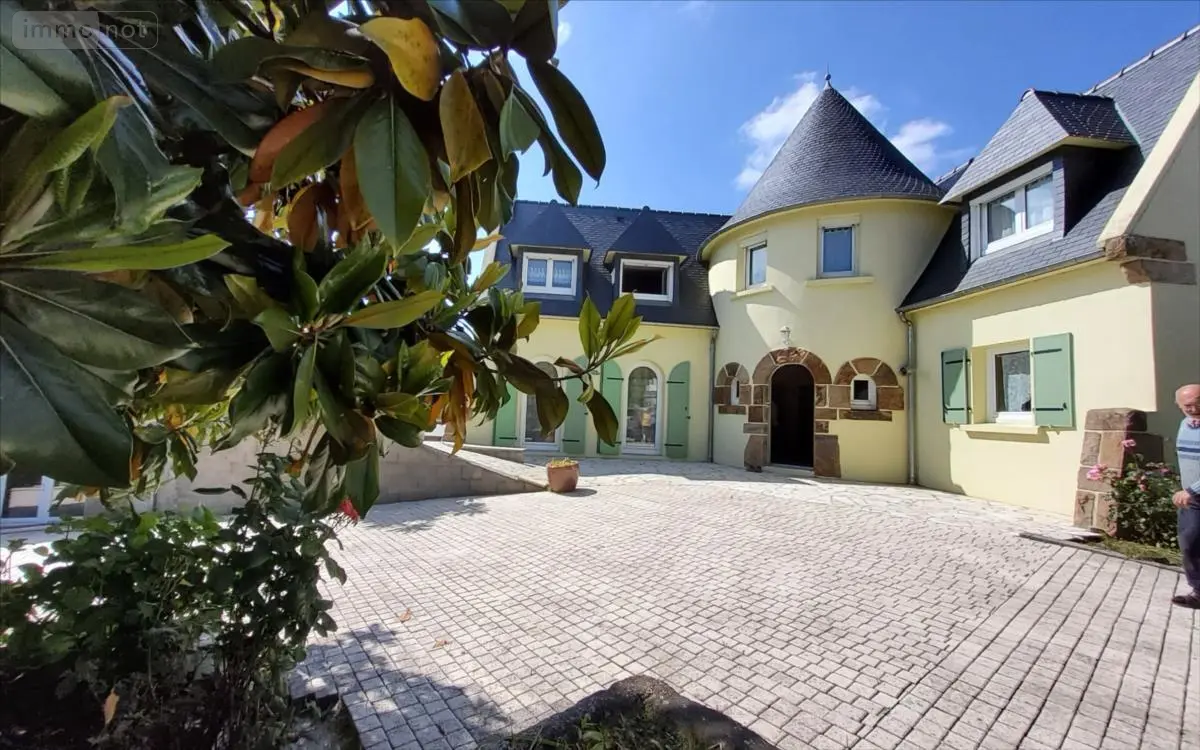 Maison a vendre Carhaix-Plouguer 29270 Finistère 29 143 m2 7 pièces 283500 euros 29066-979461 001