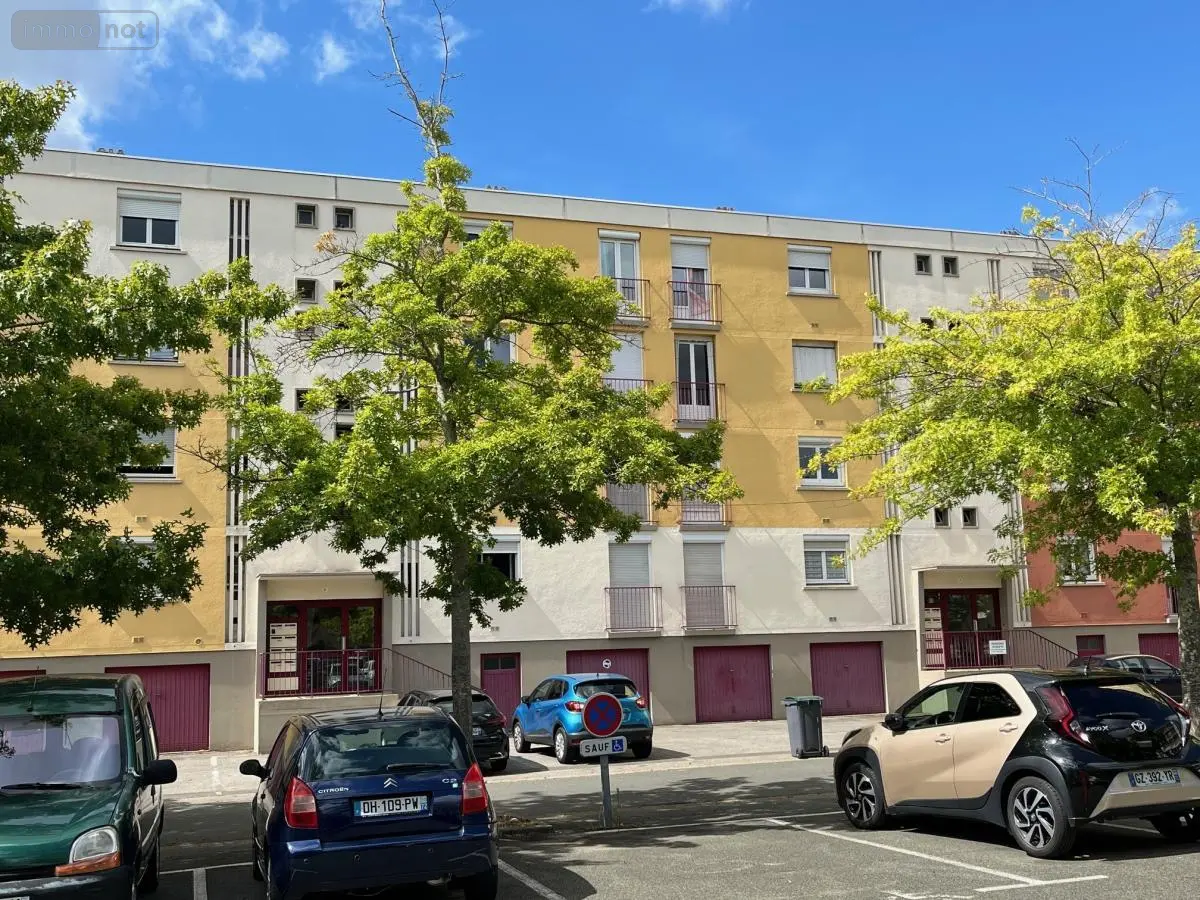 Appartement a vendre Coulaines 72190 Sarthe 72 73 m2 3 pièces 115760 euros 72126-2747 001