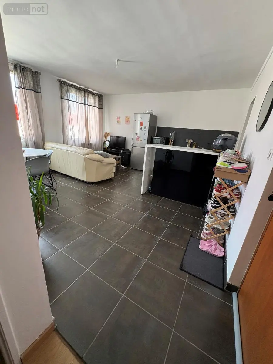 Location appartement Rouen 76000 Seine-Maritime 76 60 m2 3 pièces 750 euros 76012-L8 001