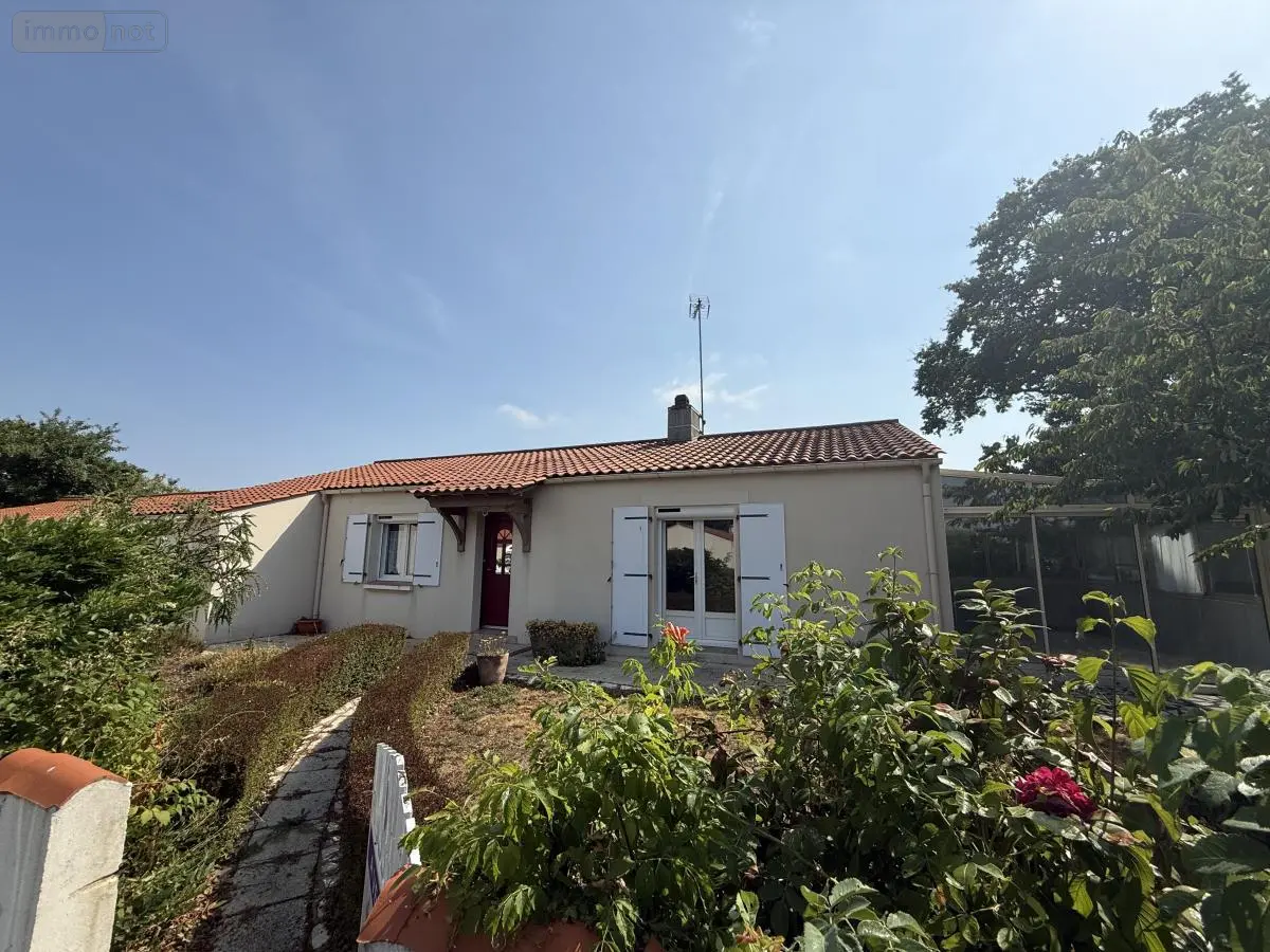Maison a vendre Martinet 85150 Vendée 85 104 m2 197700 euros 85072-1145 001