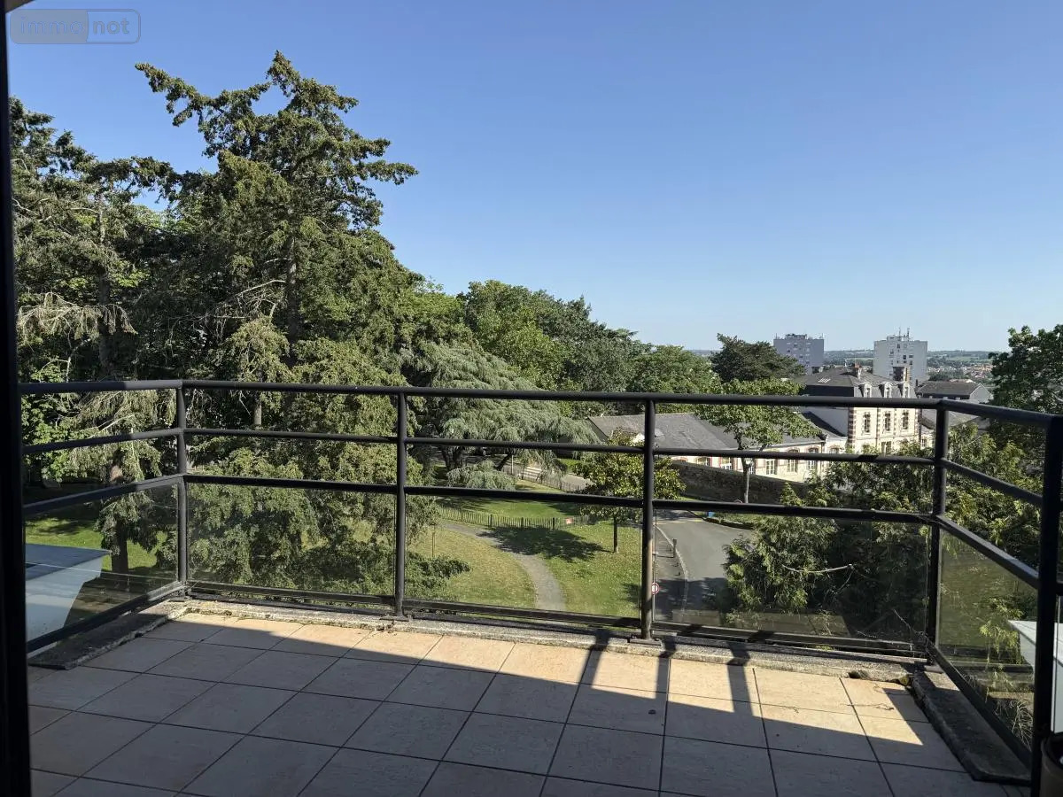 Appartement a vendre Cholet 49300 Maine-et-Loire 49 62 m2 3 pièces 178160 euros 49058-1580 001