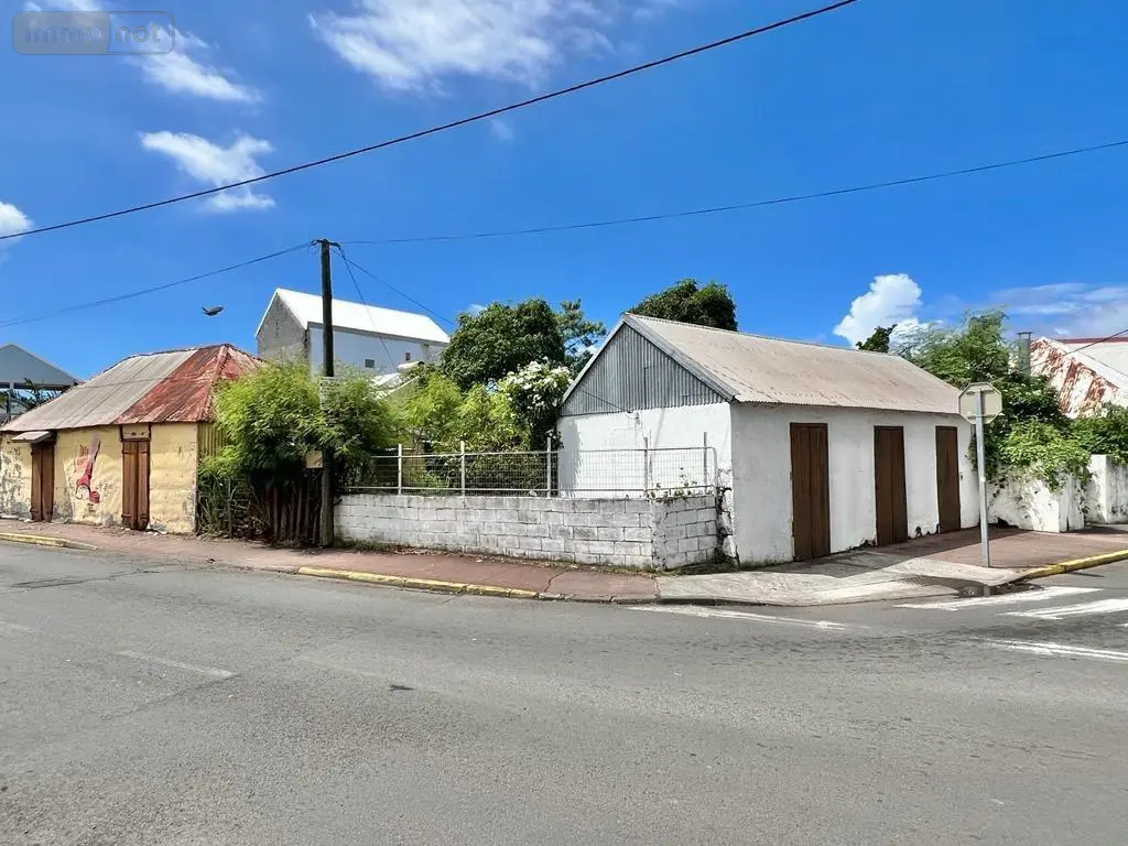 Terrain a batir a vendre Saint-Louis 97421 La Réunion 974 202400 euros 35523 001