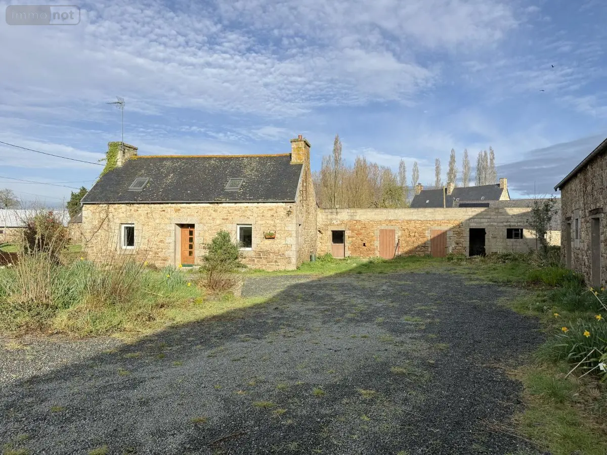 Maison a vendre Bégard 22140 Côtes-d'Armor 22 115 m2 4 pièces 268320 euros 22064-1336 001