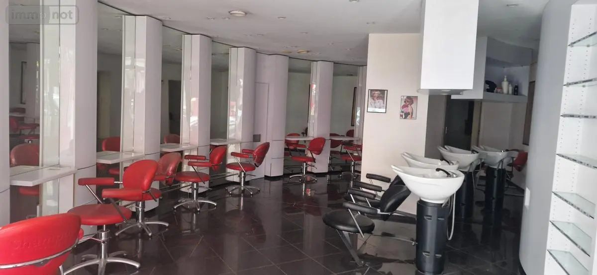 Location fonds et murs commerciaux Carvin 62220 Pas-de-Calais 62 105 m2 1430 euros 62032-L861 001