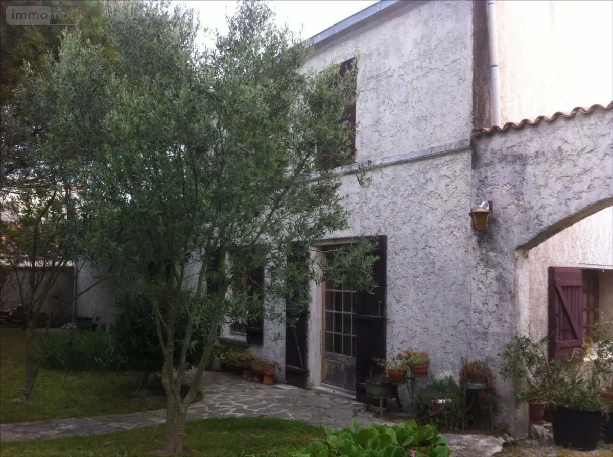 Maison a vendre La Jarne 17220 Charente-Maritime 17 287 m2 4 pièces 572000 euros 17117-1042660 001