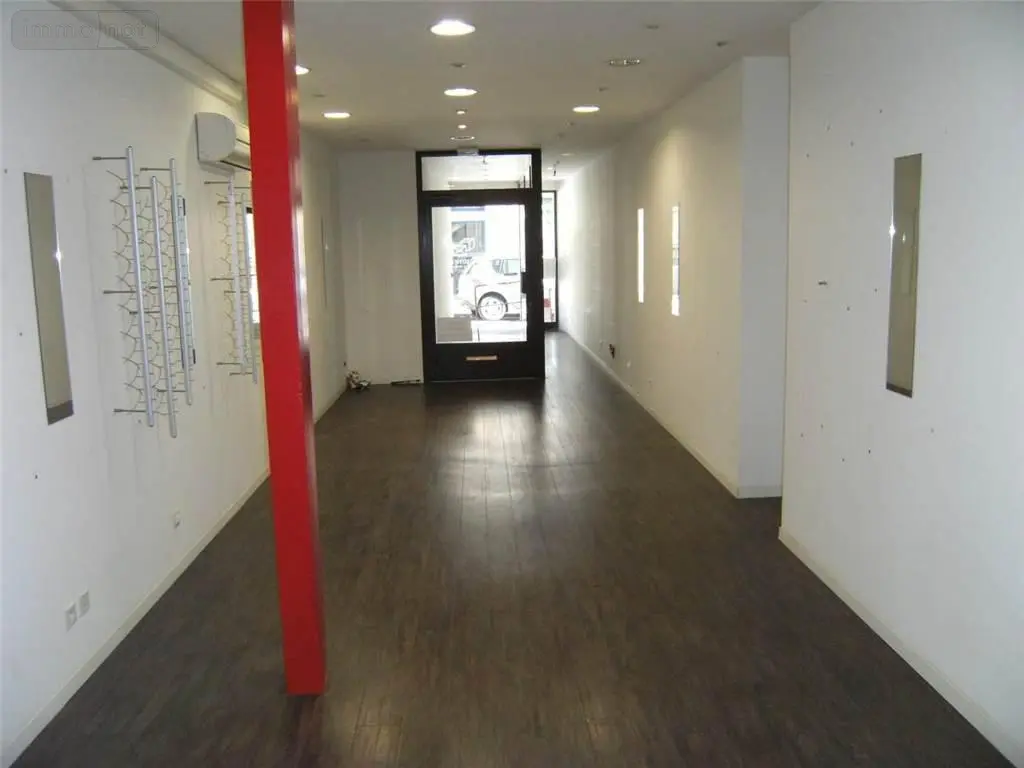 Location fonds et murs commerciaux Dole 39100 Jura 39 104 m2 900 euros 39033-L608 001