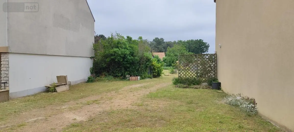 Terrain a batir a vendre Le Mans 72000 Sarthe 72 109522 euros 72010-1939 001