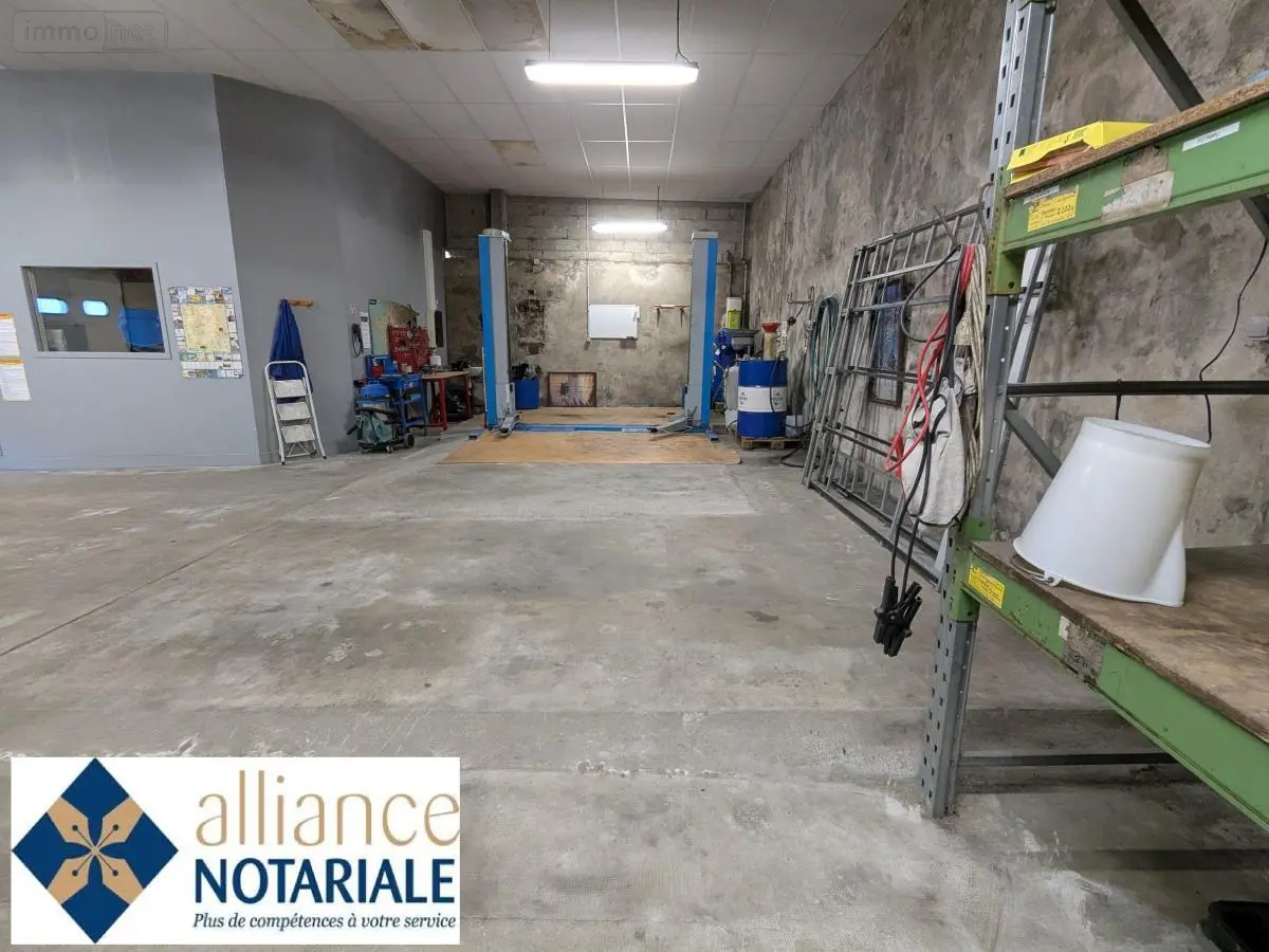 Location divers Vire Normandie 14500 Calvados 14 210 m2 2180 euros 14076-L1042 001
