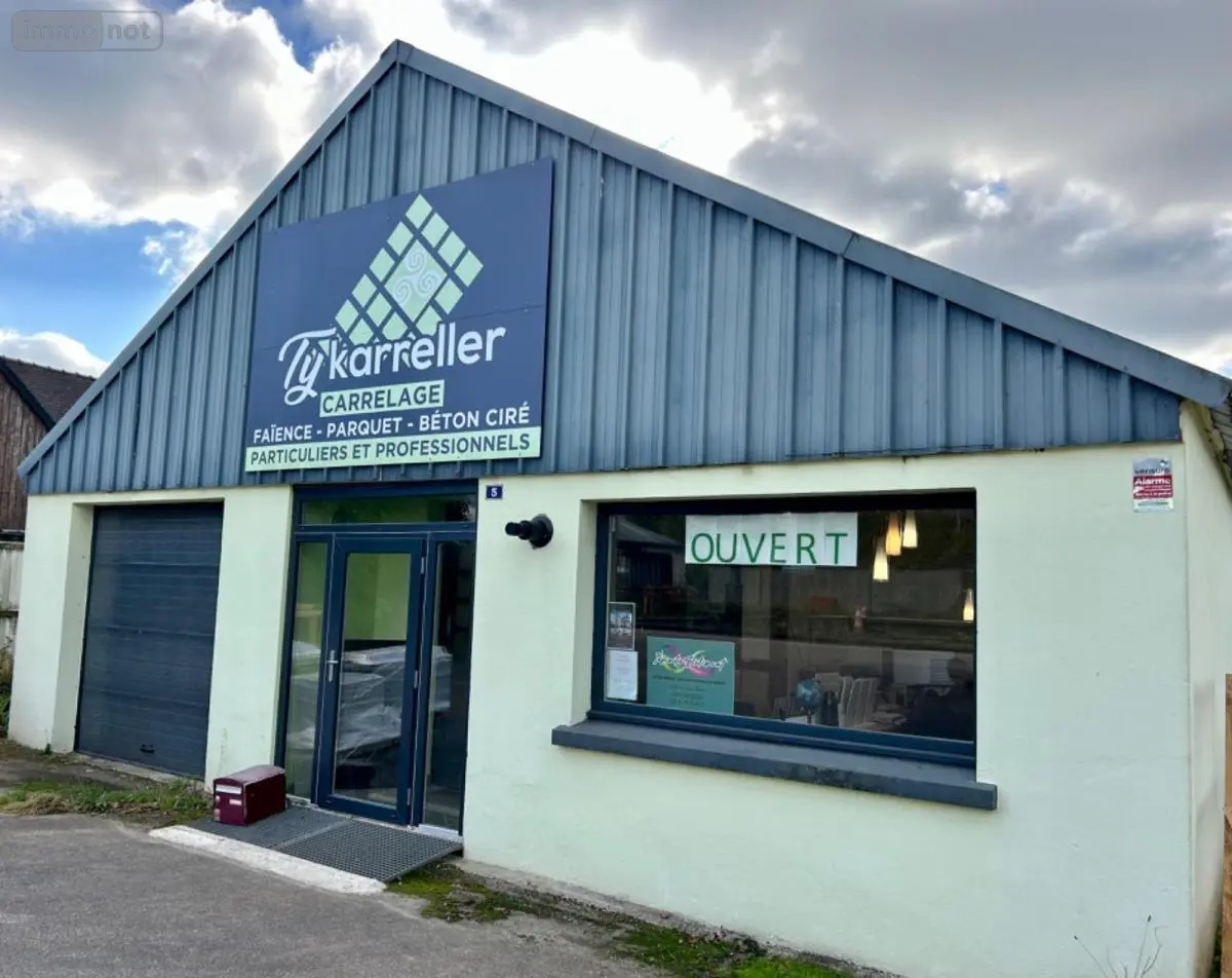 Fonds et murs commerciaux a vendre Huelgoat 29690 Finistère 29 90 m2 158250 euros 29064-2795 001