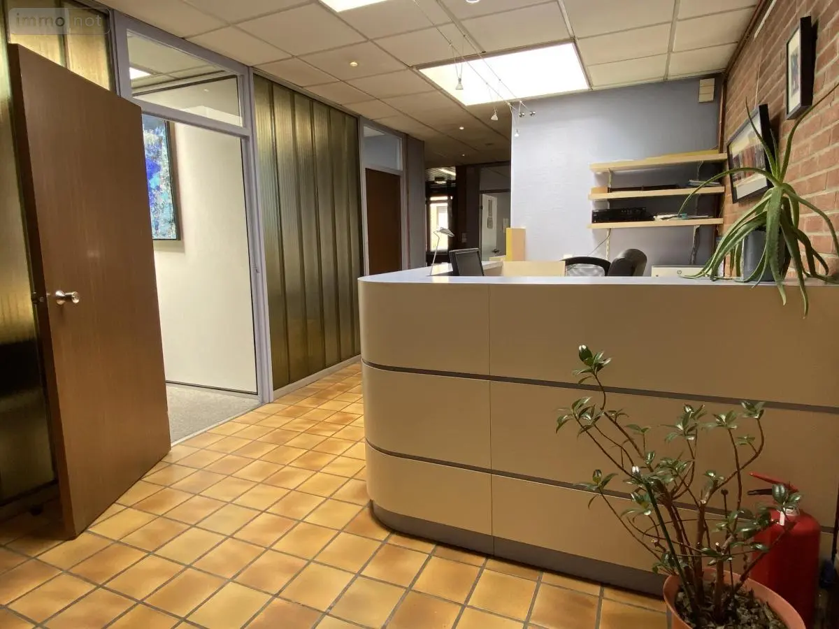 Fonds et murs commerciaux a vendre Lille 59800 Nord 59 190 m2 508700 euros 59016-1681 001