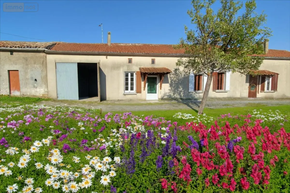 Maison a vendre Jonzac 17500 Charente-Maritime 17 102 m2 5 pièces 106000 euros 1917 001