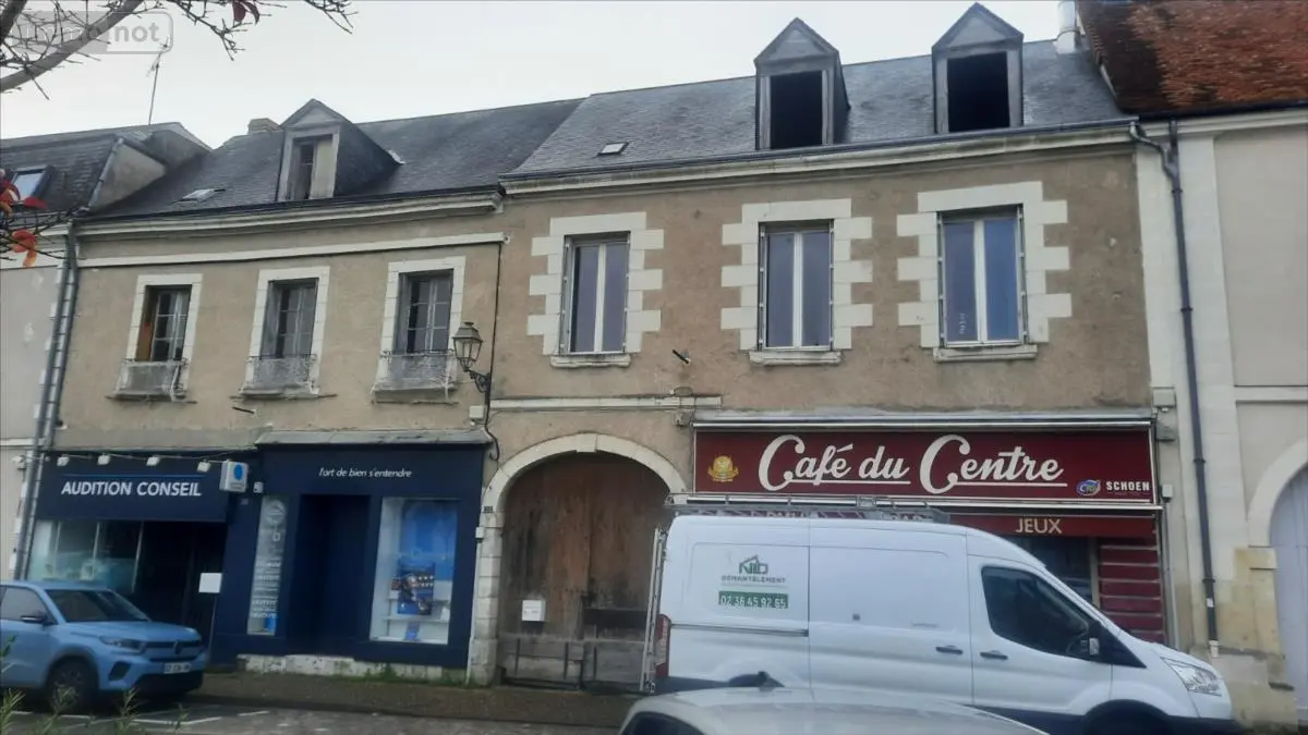Immeuble de rapport a vendre Valençay 36600 Indre 36 270 m2 75250 euros 021/1559 001