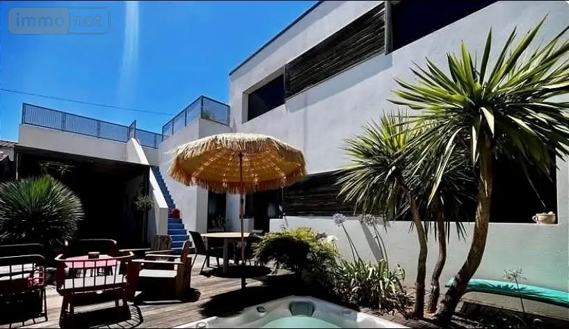 Maison a vendre La Rochelle 17000 Charente-Maritime 17 117 m2 5 pièces 729675 euros 17117-1087070 001