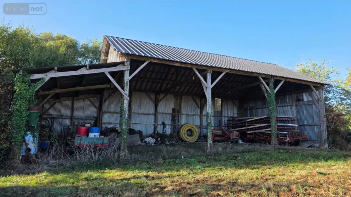 Garage et parking a vendre Gehée 36240 Indre 36 175 m2 32700 euros 021/1602 001