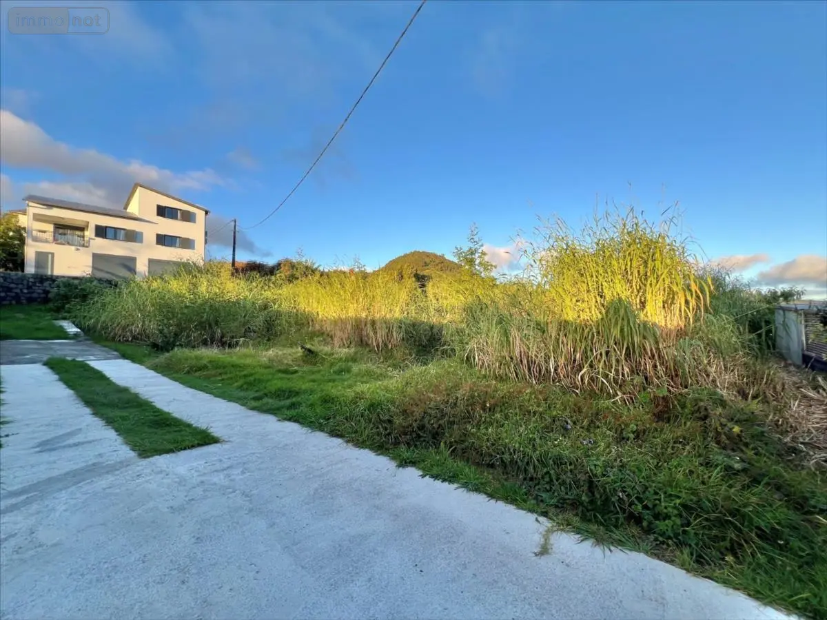 Terrain a batir a vendre Le Tampon 97418 La Réunion 974 163000 euros 23255 001