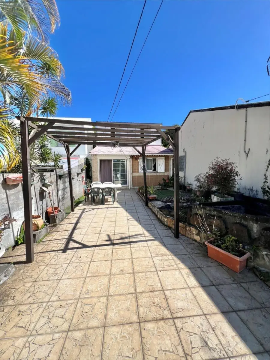 Maison a vendre Saint-Pierre 97410 La Réunion 974 127 m2 6 pièces 235000 euros 41456 001