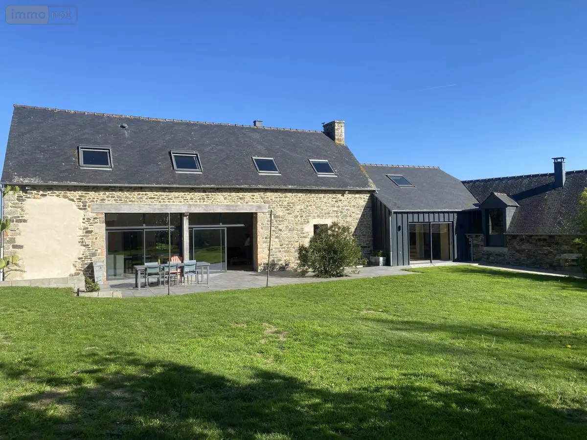 Maison a vendre Ploëzal 22260 Côtes-d'Armor 22 304 m2 714000 euros 22079-842 001