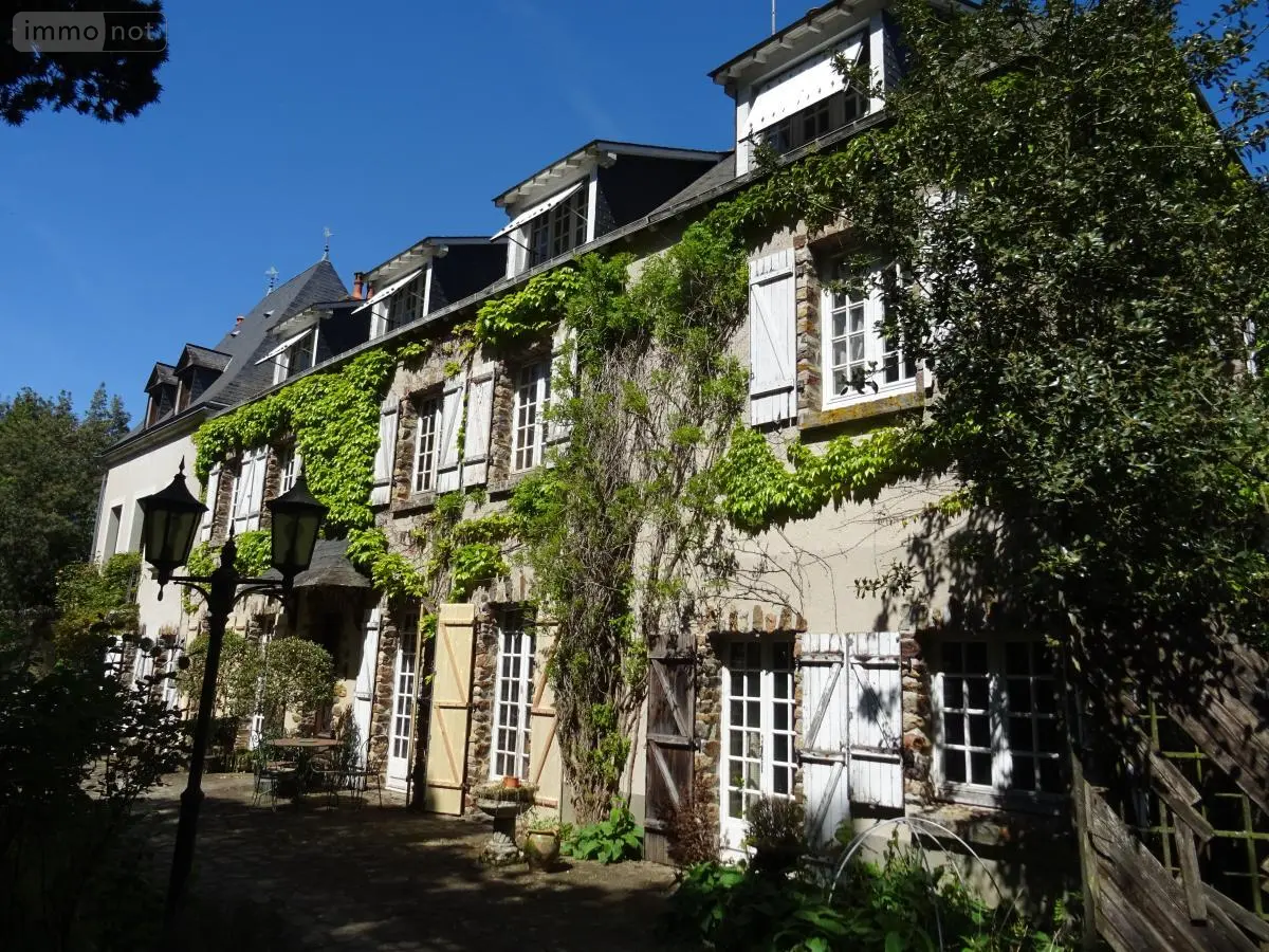 Maison a vendre Maisoncelles-du-Maine 53170 Mayenne 53 232 m2 9 pièces 394500 euros 53079-1415 001