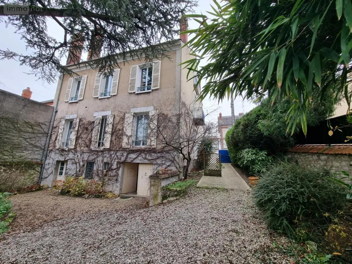 Maison a vendre Montargis 45200 Loiret 45 188 m2 8 pièces 243800 euros 45050-1301 001