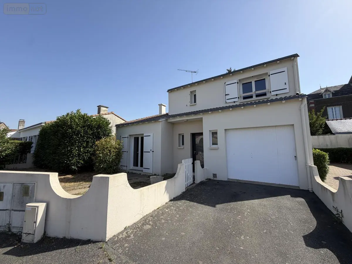Maison a vendre Cholet 49300 Maine-et-Loire 49 101 m2 5 pièces 220350 euros 49055-100 001