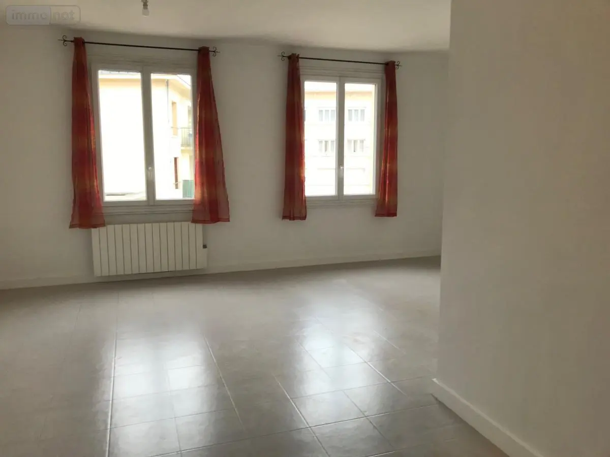 Location appartement Rouen 76000 Seine-Maritime 76 50 m2 2 pièces 575 euros 76012-L4 001