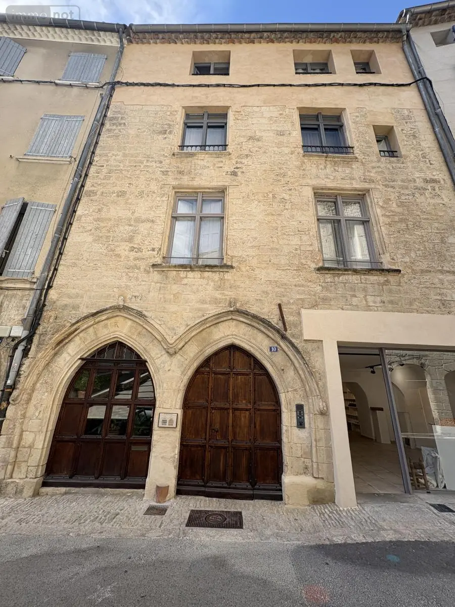 Appartement a vendre Forcalquier 04300 Alpes-de-Haute-Provence 04 28 m2 1 pièce 92200 euros 04022-140 001