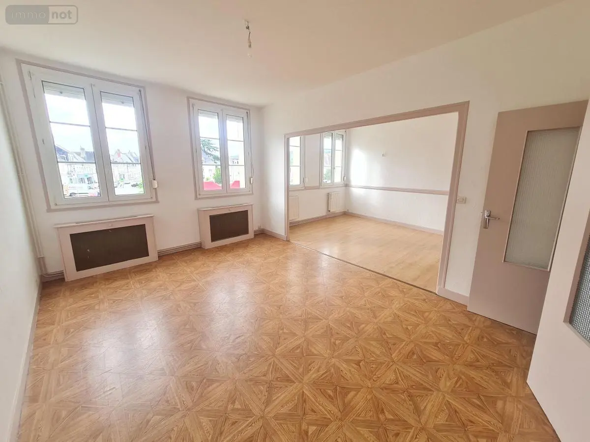 Location appartement Montoire-sur-le-Loir 41800 Loir-et-Cher 41 110 m2 4 pièces 650 euros 41059-L28 001