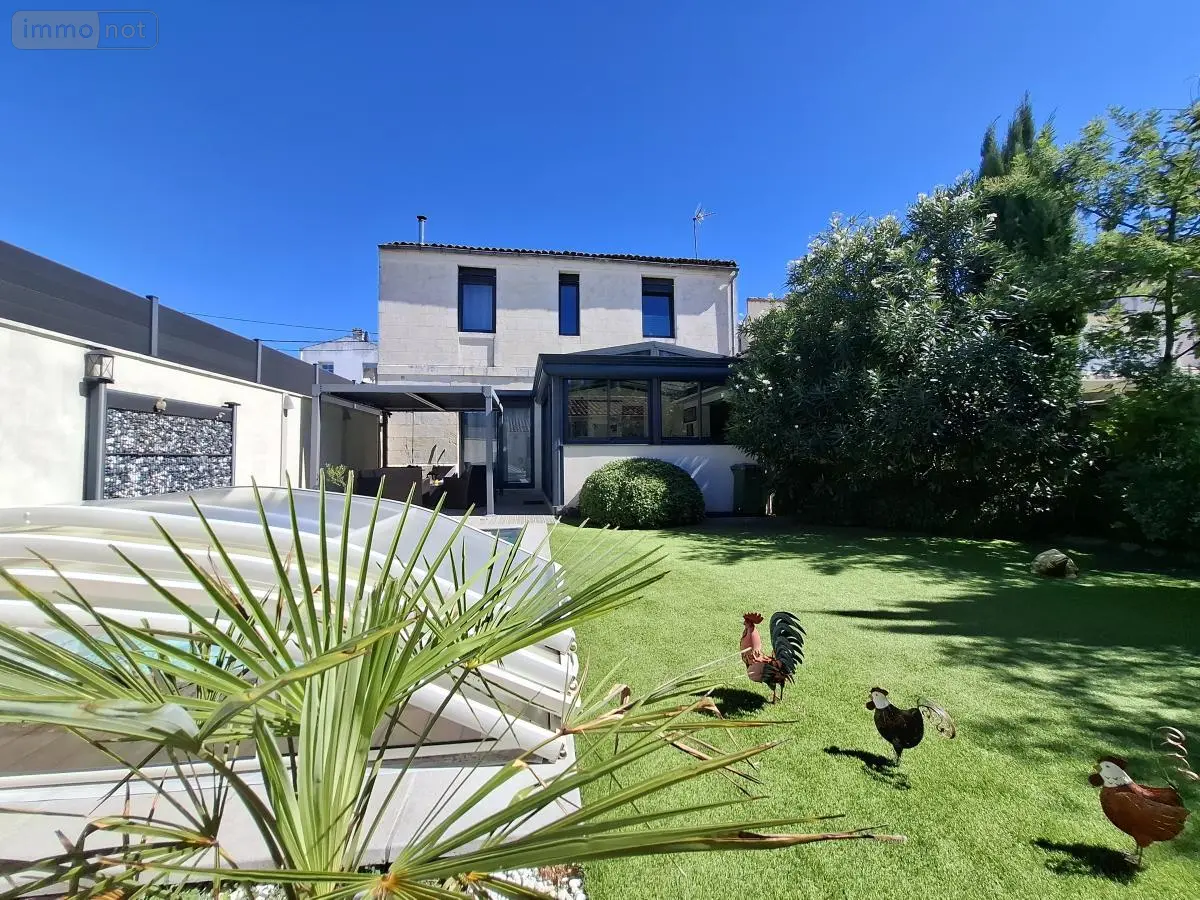 Maison a vendre Saintes 17100 Charente-Maritime 17 161 m2 6 pièces 435000 euros 17111-757 001