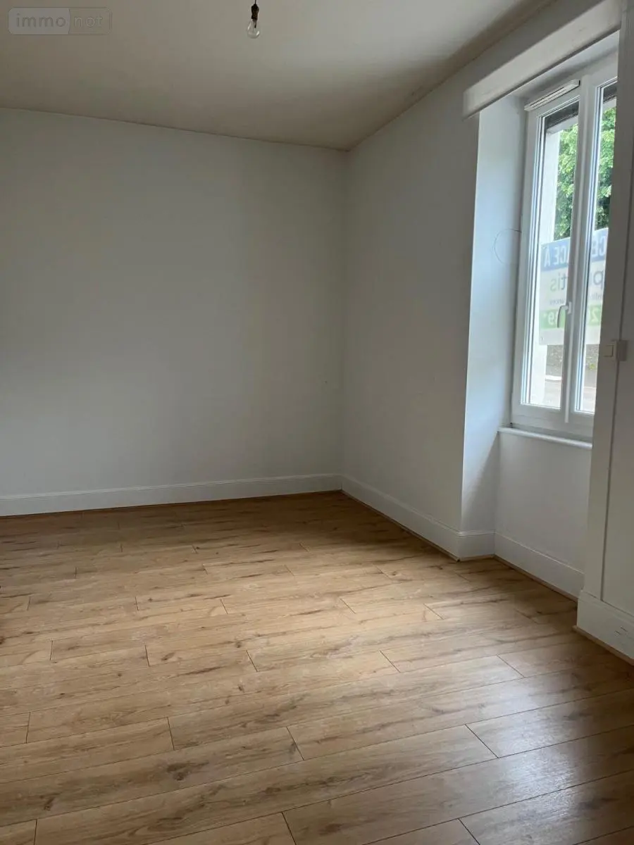 Location appartement Montrevel-en-Bresse 01340 Ain 01 62 m2 2 pièces 570 euros 01013-L83 001