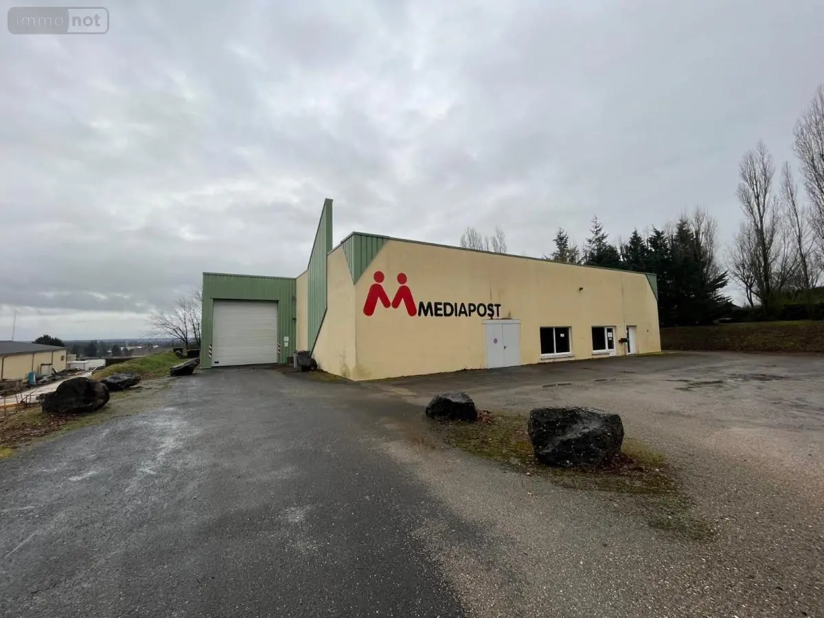 Location fonds et murs commerciaux Dole 39100 Jura 39 850 m2 2950 euros 39034-L15 001